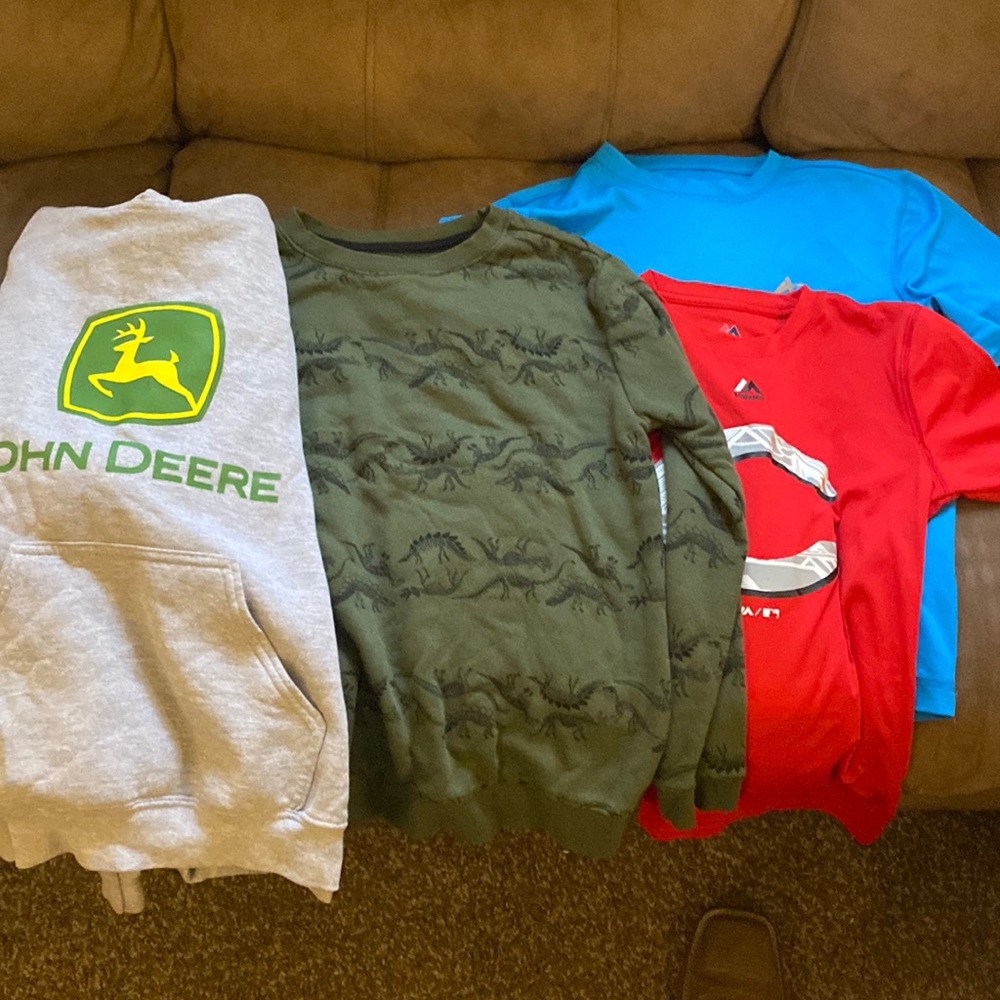 Size 8 boys bundle of 4.